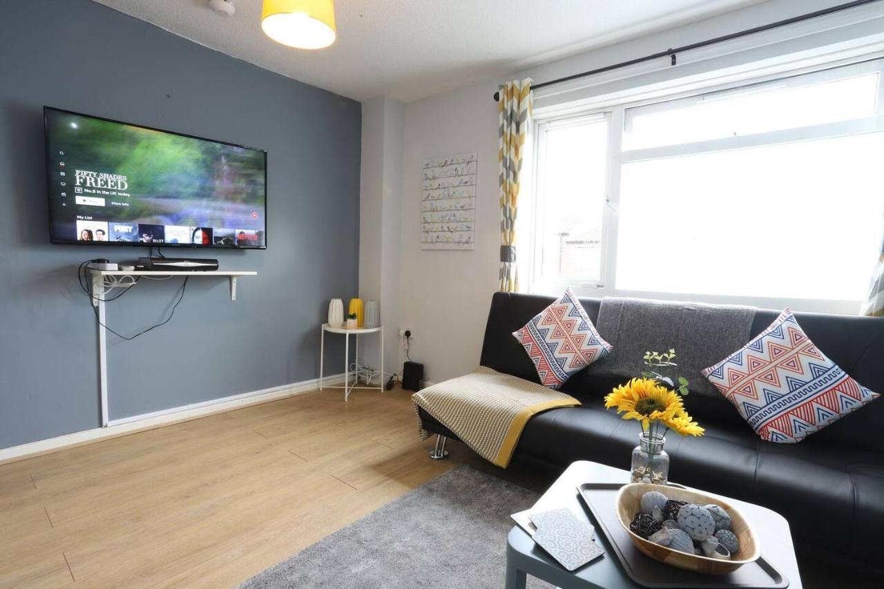 Family And Contractors Hs2 Nec Airport 3Beds Homebase Birmingham Exteriör bild