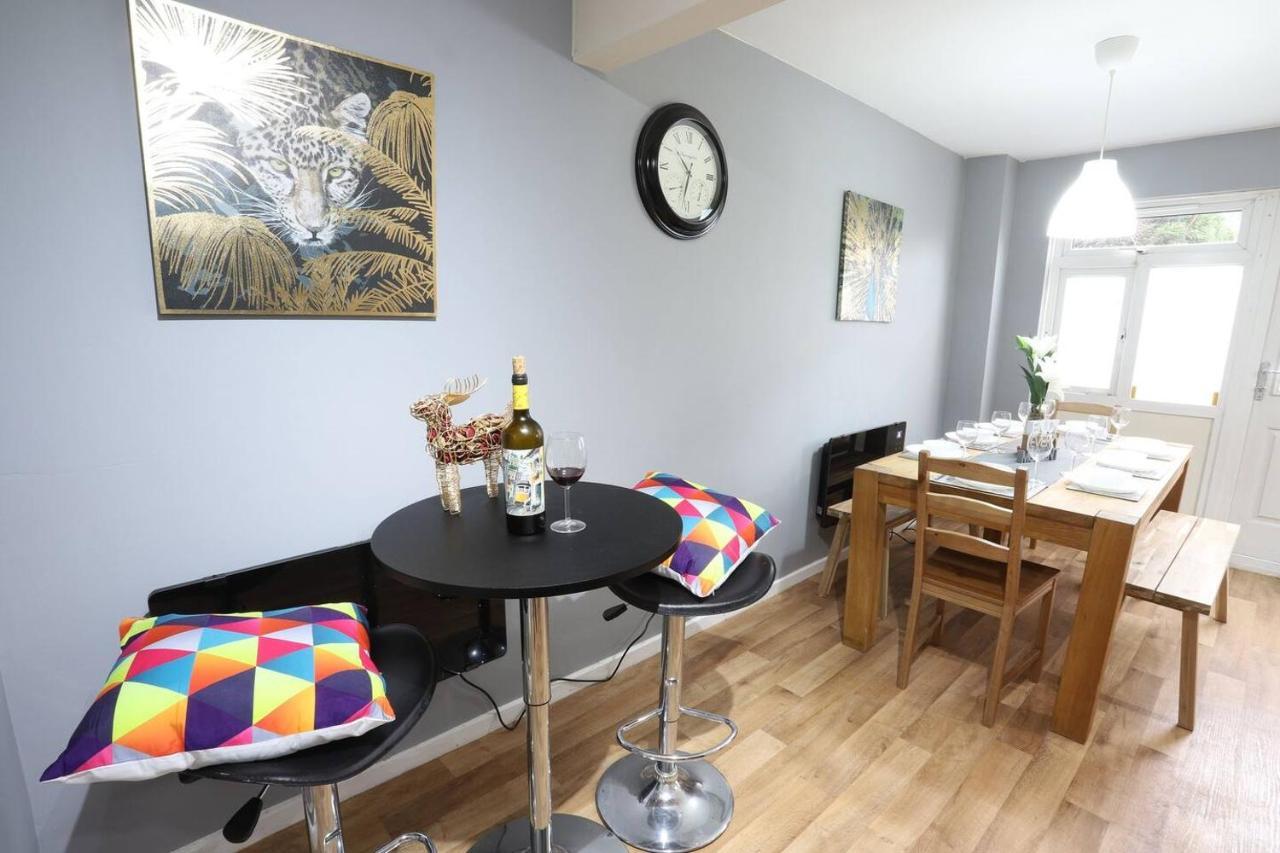 Family And Contractors Hs2 Nec Airport 3Beds Homebase Birmingham Exteriör bild